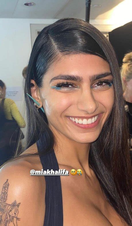 mia khalifa nude|Mia Khalifa Pornos 